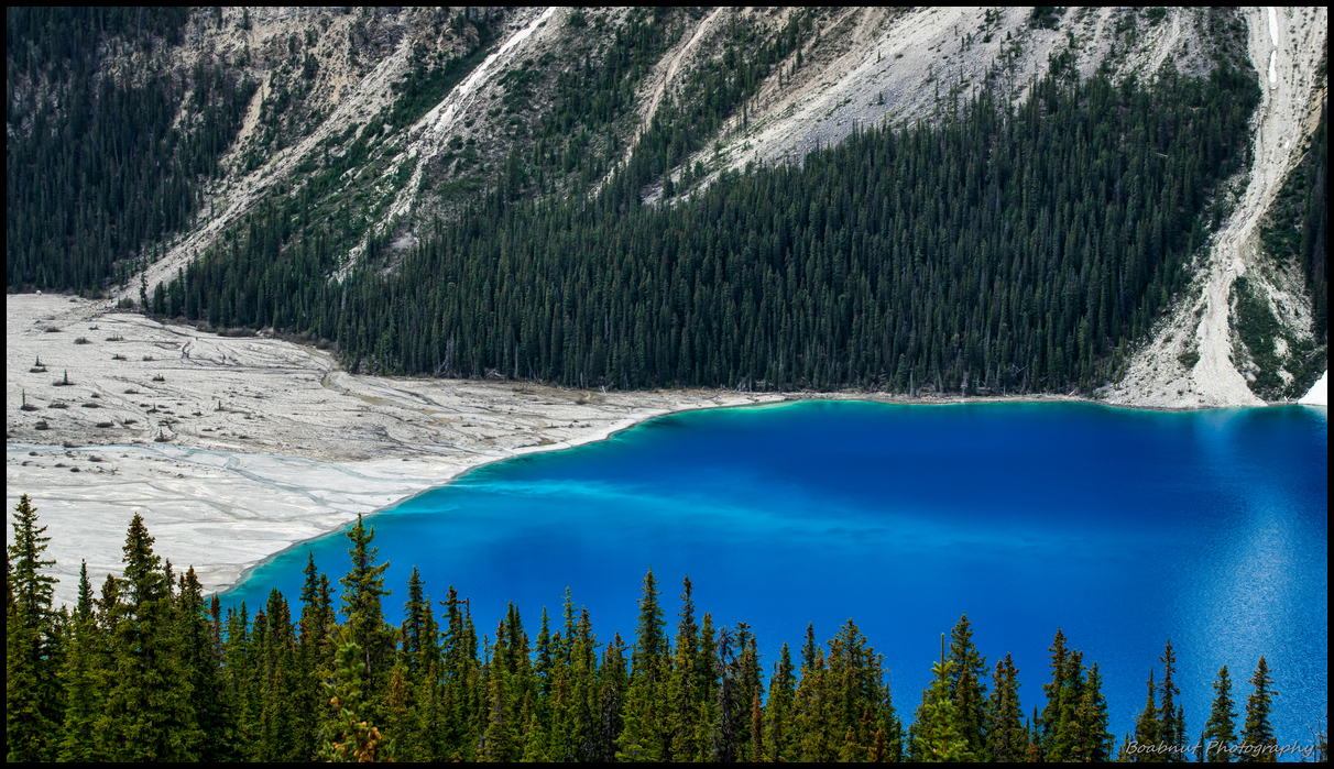 Amazing (almost unnatural) blue colour of Peyto Lake Sony A7 Canon FD 80-200 L