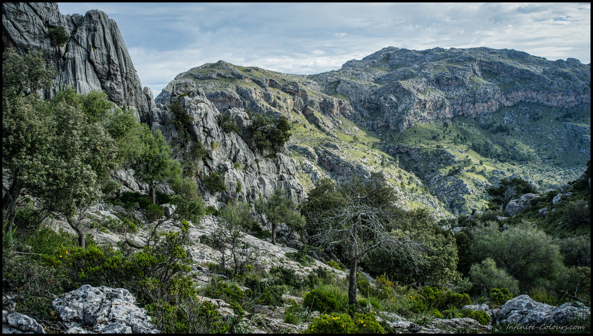 Tramuntana karst landscape at Escorca, Torrent de Paraeis hike