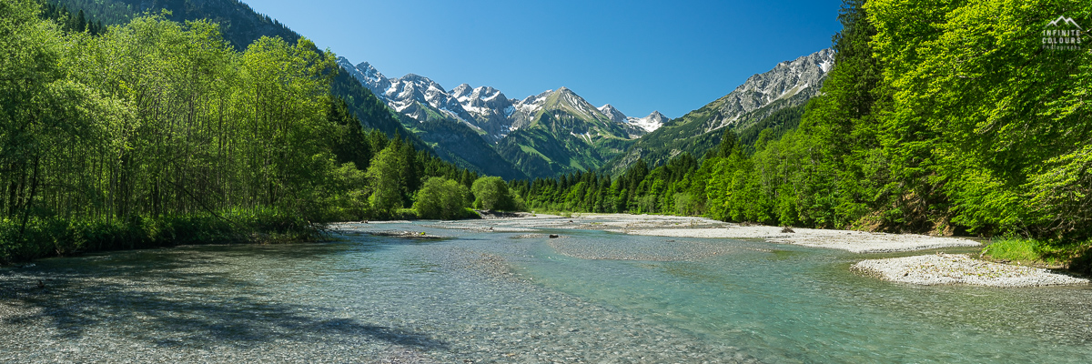 Allgäu Landschaftsfotografie Stillachtal Sommer Stillach Bergbach Wanderung Stillachtal Rappenseekopf Mädelegabel Linkerskopf Wilder Mann und Bockkarkopf Bergwanderung Deutschland Bergbach Bergfluss Sommer Allgäu Paradies