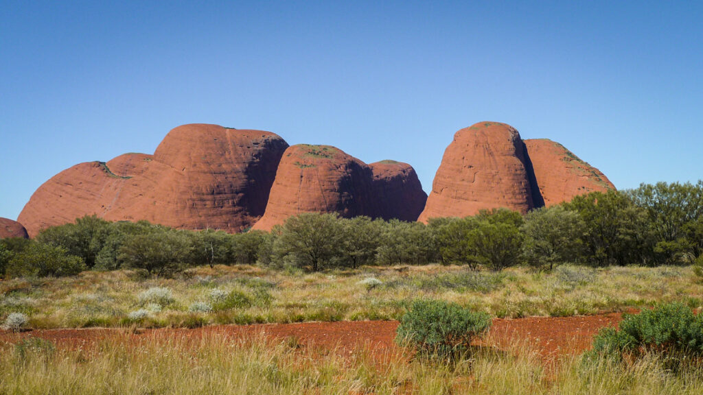 Uluru Kata Tjuta trekking australia red centre landscape photography