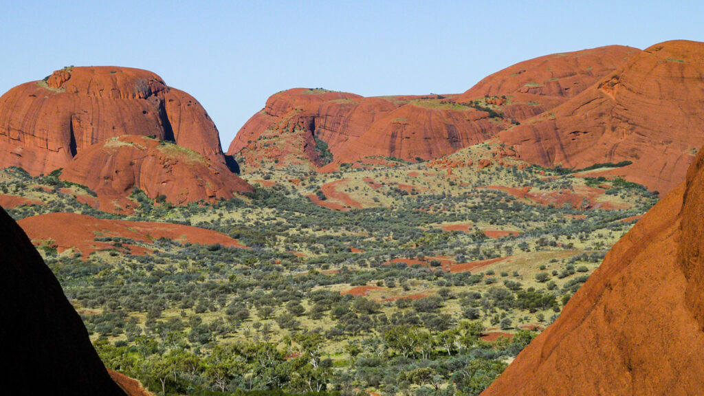 Uluru Kata Tjuta trekking australia red centre landscape photography