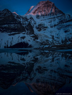 Mount Robson sunset with Robson Glacier Robson Provincial Park, BC