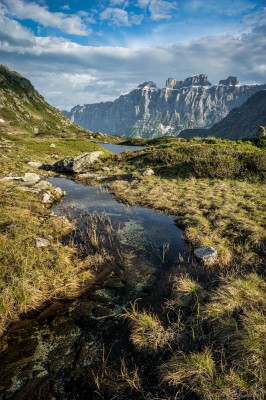 Stream from Taleggligrat into Seebodensee Sustenpass / Steingletscher, Bern landscape photography fotografie Sony A7 Minolta MD 35-70 3.5